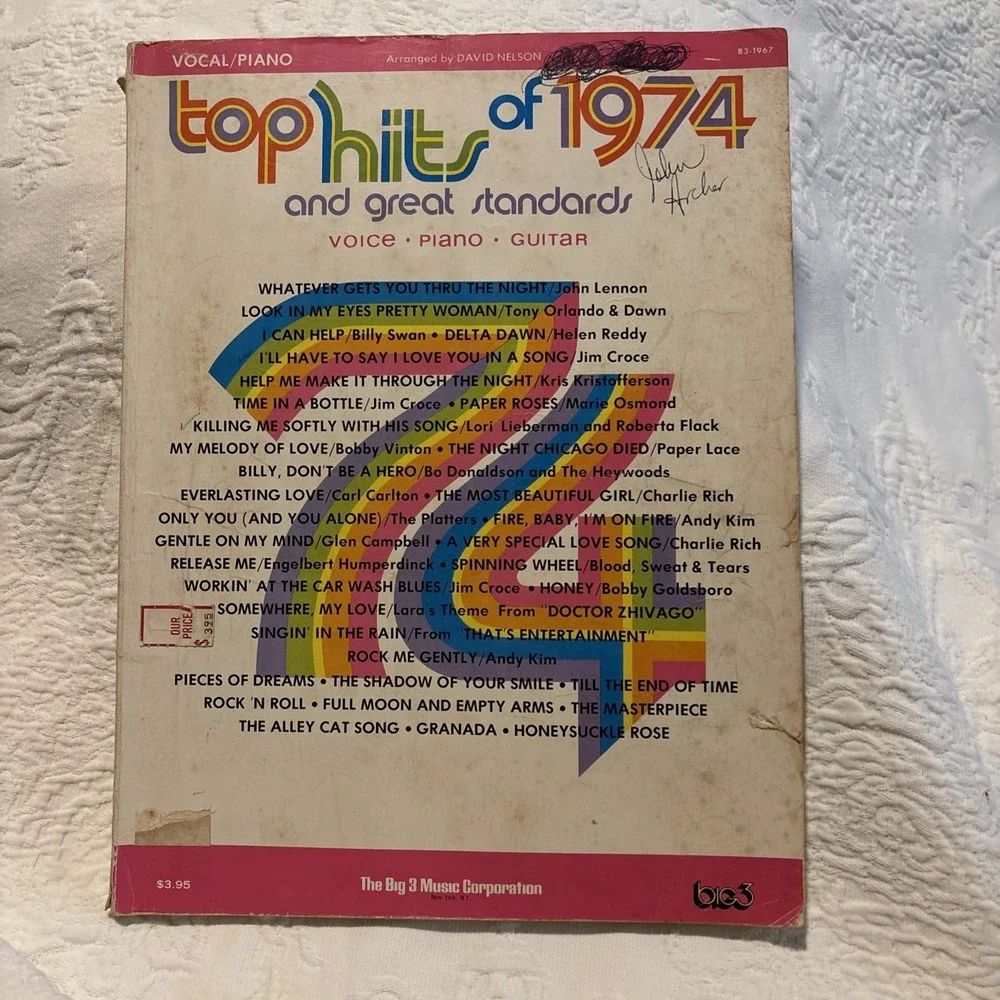 TOP HITS OF 1974 AND GREAT STANDARDS (VOICE, PIANO, GUITAR)